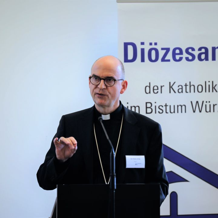 Bischof Dr. Franz Jung schilderte unter anderem seine Eindrücke vom Synodalen Weg.