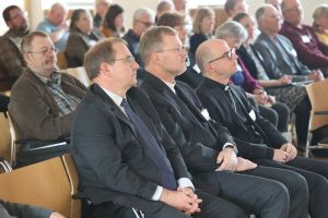 Beim Diözesanrat am Freitag dabei (von links): Ordinariatsrat Sven Kunkel, Generalvikar Dr. Jürgen Vorndran und Bischof Dr. Franz Jung.